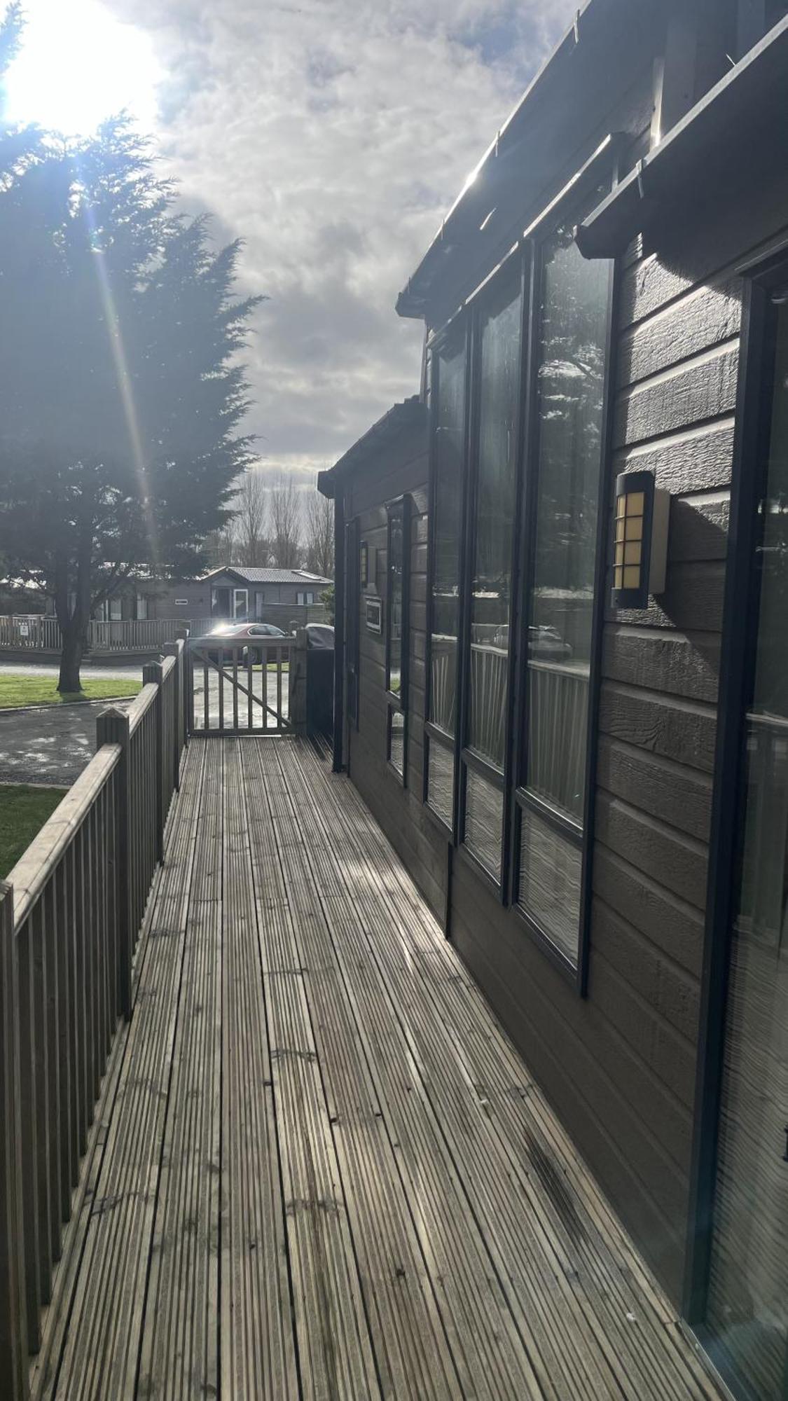 Pet Friendly 2-Bed Lodge Near Preston & Blackpool Exteriör bild